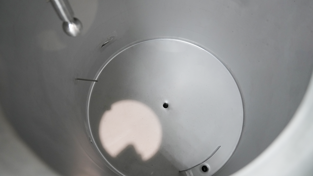 天泰<a href=http://www.yangbailao.com/ target=_blank class=infotextkey>啤酒設備</a> 精釀啤酒設備 啤酒漩沉槽 回旋沉淀槽內部結構